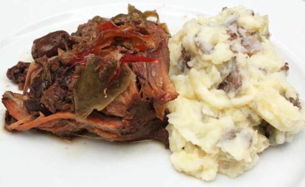 slow cooker pork shoulder